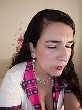 selem hadid online show from November 1, 2:59 am