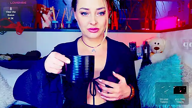  JuliaSpace  online show from March 14, 6:09 pm