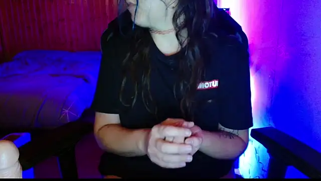 bratty niagara online show from December 2, 11:12 am