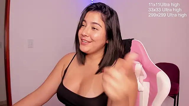 BellaNaye  online show from November 18, 10:44 pm