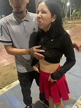 royalgirls x online show from March 19, 5:01 am