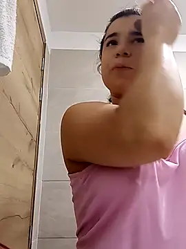 ThaniaJones online show from September 22, 10:35 am