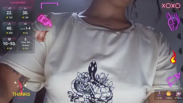 linzeysmith4 online show from October 8, 5:01 am