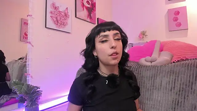 MaveParks  online show from January 14, 12:21 pm