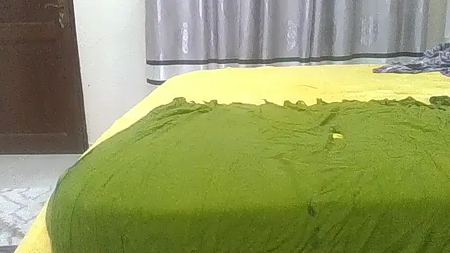 Fine assie online show from December 3, 9:50 pm