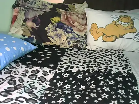 Bella cute01 online show from October 22, 10:26 pm