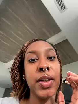 Your Paris online show from September 20, 3:32 pm