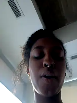 Your Paris online show from December 19, 4:54 pm