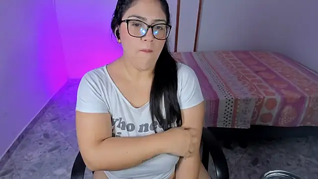 iris torrez  online show from September 18, 2:48 pm