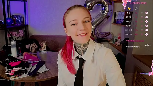 Roxy      online show from October 19, 9:17 pm