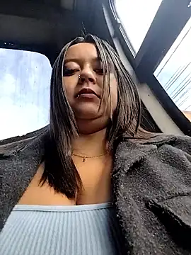 Cristal  04 online show from March 21, 1:05 pm