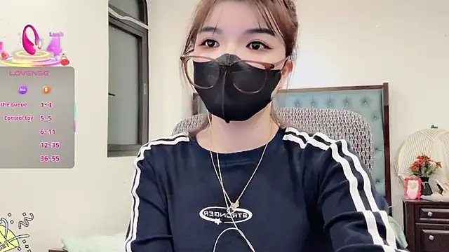 Berrysweet 68 online show from November 5, 9:31 pm