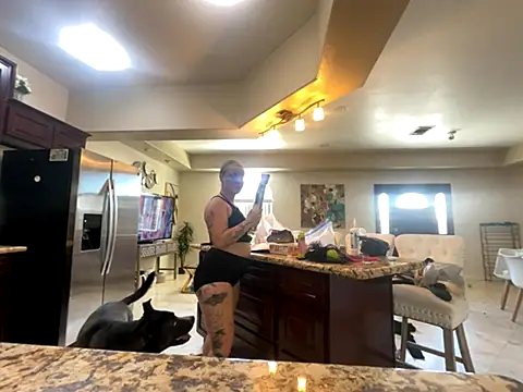 tatted-bitty online show from September 14, 8:18 pm