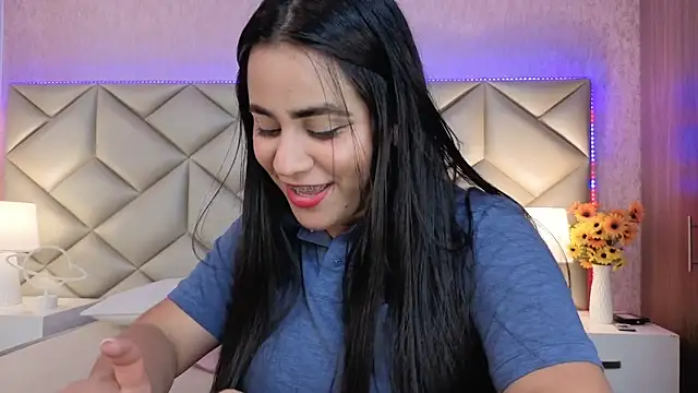 Brenda Garcia online show from September 15, 7:43 pm