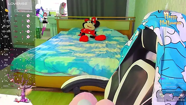 folinskayyya online show from November 17, 4:35 am