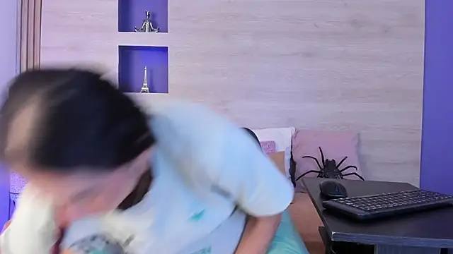 Dakotagloss online show from October 24, 10:06 pm