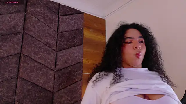 memphiswilliam online show from April 7, 2:46 am