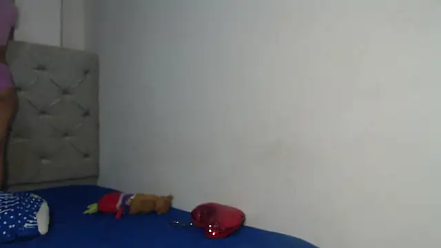 Melody phillips2 online show from November 15, 10:49 am