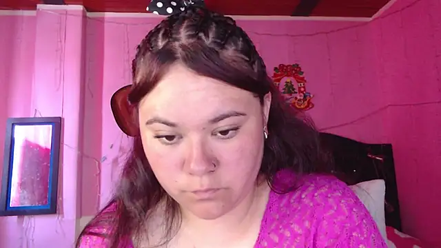 NikkiRous  online show from January 5, 5:27 pm