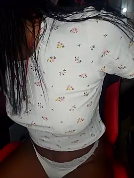 moreninhasilva online show from January 8, 11:53 pm