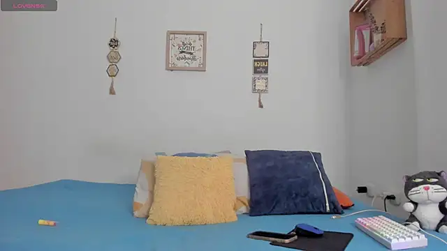 its me miley online show from January 19, 3:41 pm