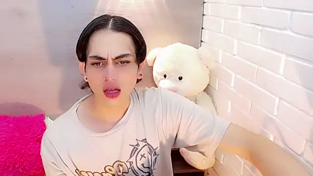 Daniela Pink  online show from October 10, 8:14 pm