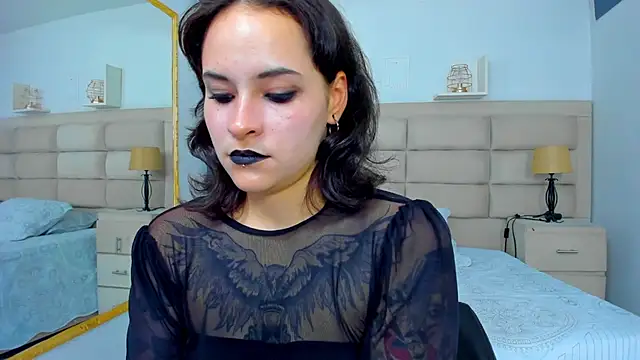 AnnyThompson  online show from September 12, 9:55 pm