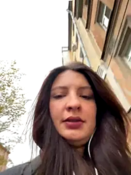 BabeRainbow online show from November 8, 11:04 am