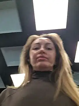 Miss    Mia  online show from January 15, 11:27 am