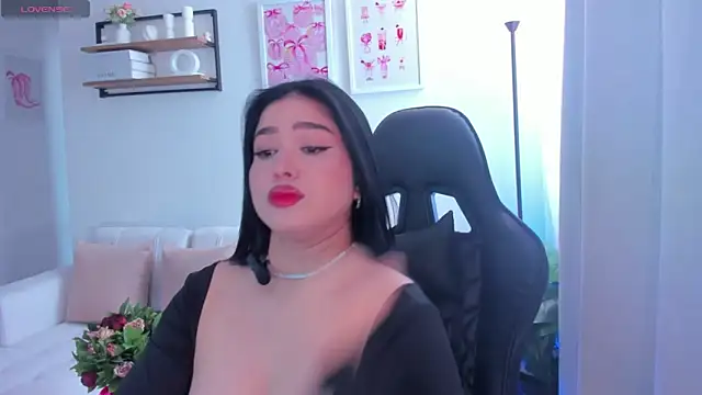 Abbye blue01 online show from April 14, 9:15 pm