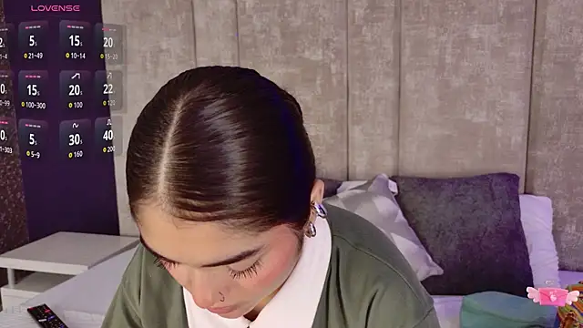 GiselOrtiz online show from December 18, 11:15 am