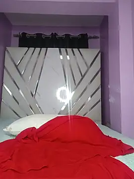 Pretty-queen123 online show from April 21, 10:33 am