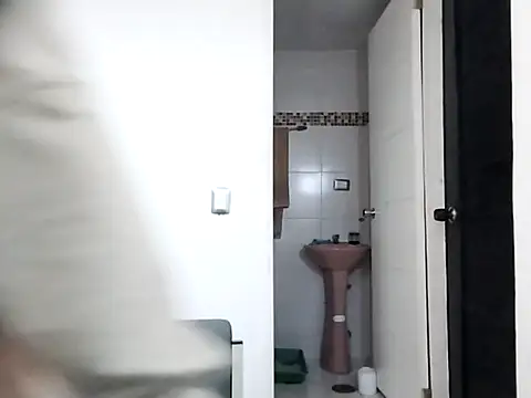 Luna-e-Franco1 online show from October 20, 1:30 am