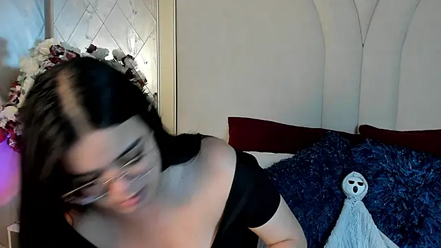 CamilaSofiia online show from October 11, 8:11 pm