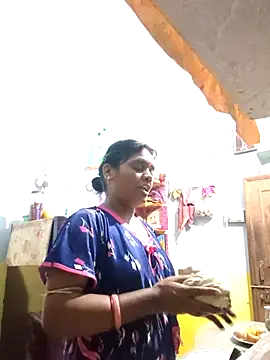 Priyasexcpl online show from June 4, 2:43 pm