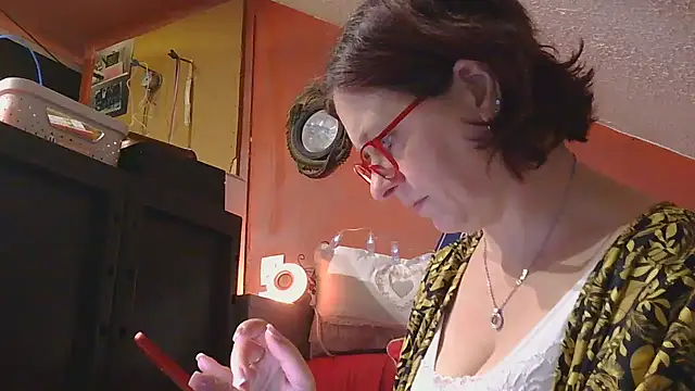 lanax online show from November 24, 1:57 pm