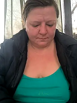 jusichka online show from February 15, 7:00 am