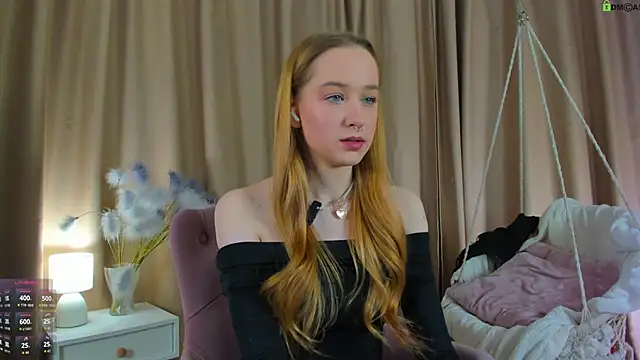 Sweett Monica online show from March 6, 1:12 am