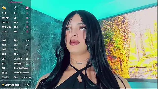 Emmaa Saenz  online show from October 9, 10:36 pm