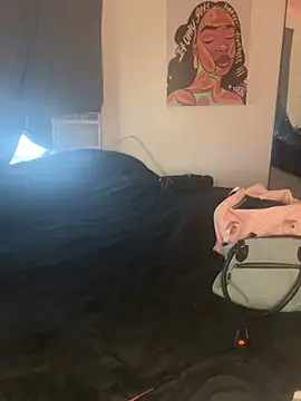 CharismaaBanx online show from July 7, 3:04 pm
