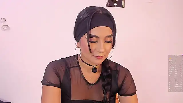 Maggie 1 online show from November 23, 11:50 pm