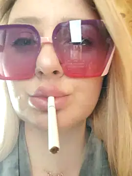 LadyLolyPop  online show from March 28, 8:36 am