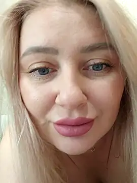 LadyLolyPop  online show from October 7, 3:22 am