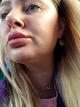 LadyLolyPop  online show from April 30, 1:44 am