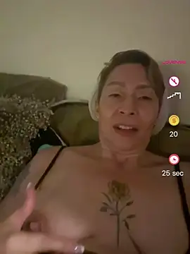 elmarsexydoll online show from May 2, 11:19 pm