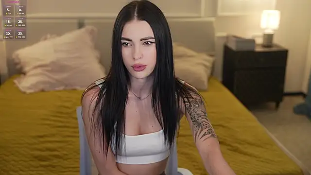 Tina Breeze online show from September 18, 6:28 pm