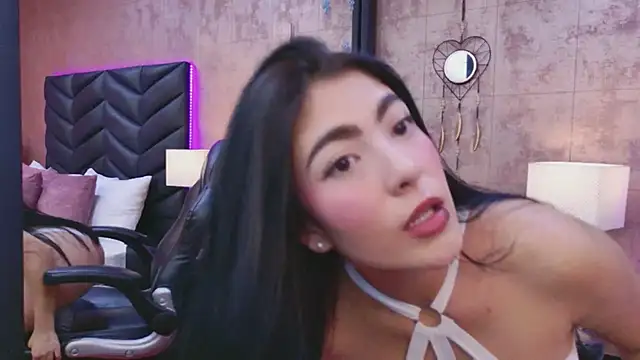 VictoriaHiills online show from February 2, 7:13 pm