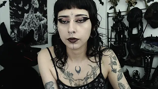 dakota krall   online show from August 7, 3:24 am