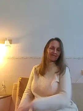 Evelina cute online show from February 17, 2:27 pm