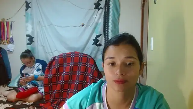 clayre and jill online show from January 6, 4:05 am